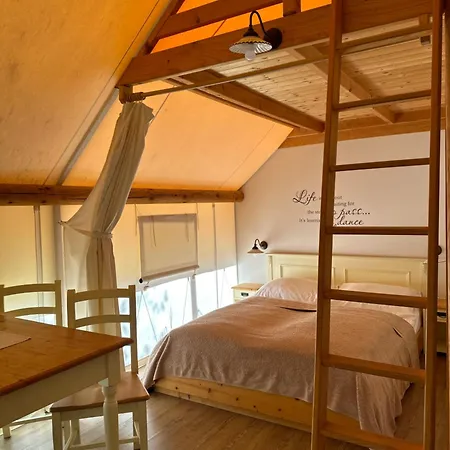 Herbal Glamping אוהל מפואר Ljubno