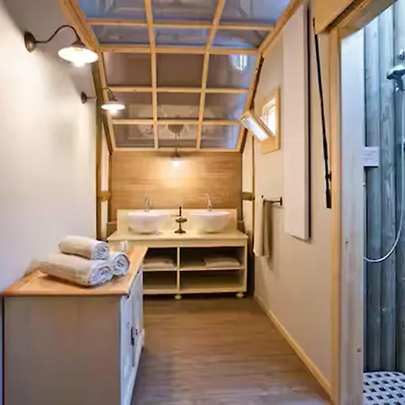 Herbal Glamping *