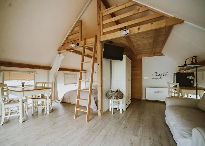 Luksusowy namiot Herbal Glamping *